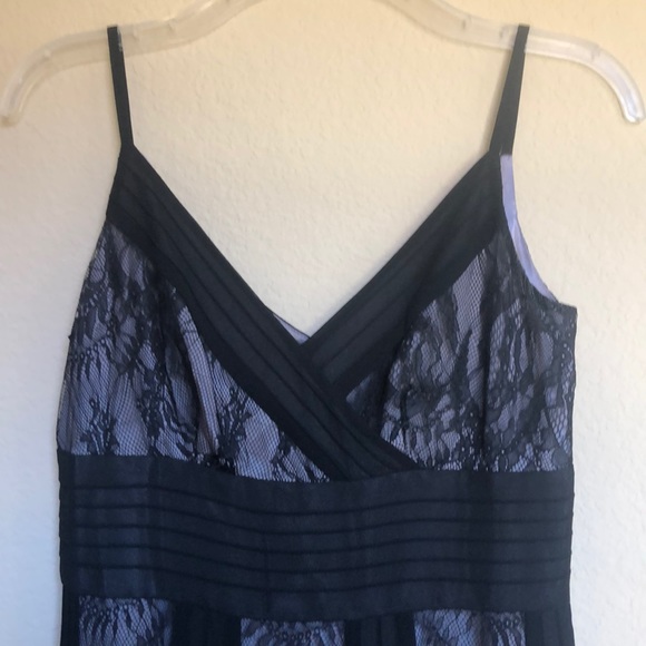 LOFT Black lace dress - Picture 2 of 6